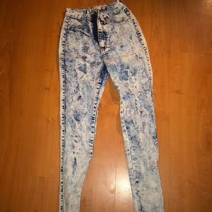 Light wash ripped skinny jeans Size 25